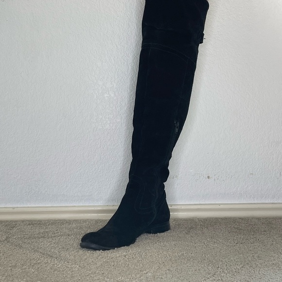 OMAI boots knee high suede buckle sz 11 or EU 41 Italian made heeled - Picture 4 of 14